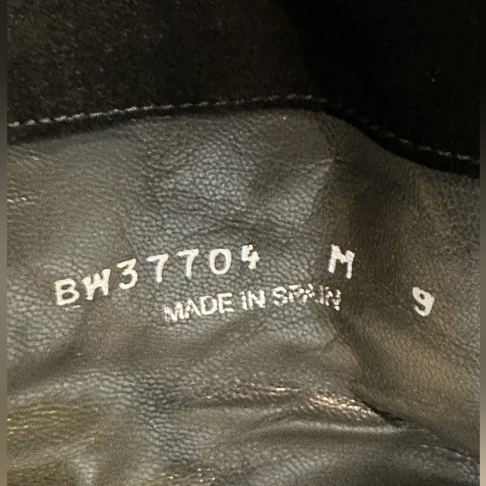 Stuart WEITZMAN‎ Black Suede Heeled Buckle Ankle Bootie